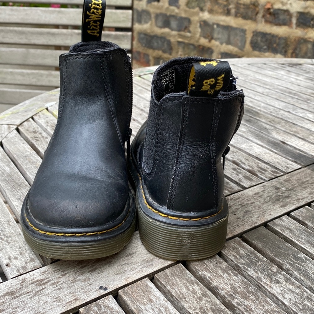Kids dr martens zip up size 12.